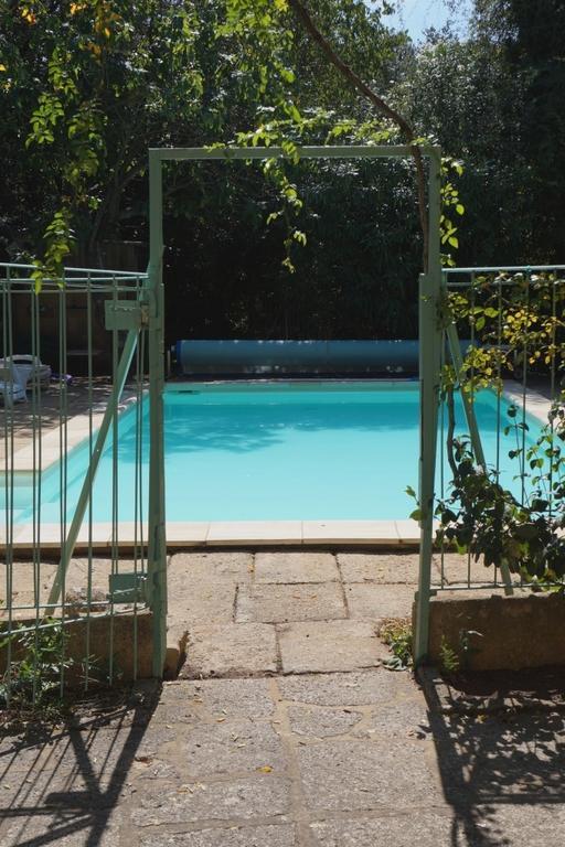 Mas Blauvac Avec Piscine, Entre Uzes Pont Du Gard Villa Vers Pont du Gard Room photo